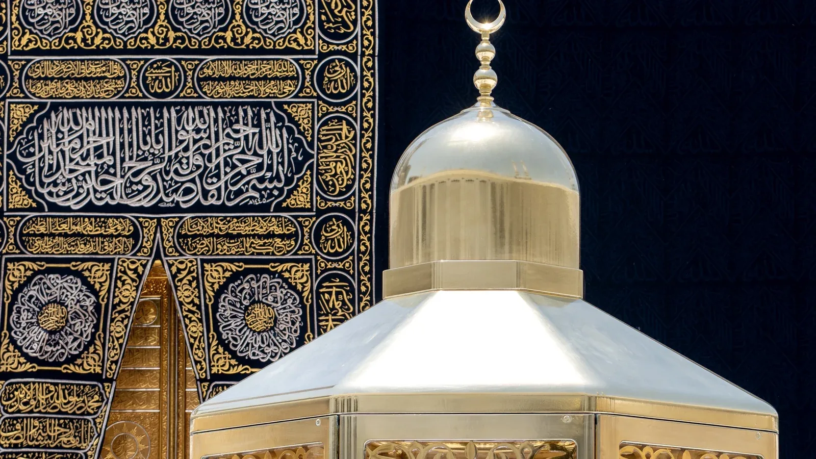 العمرة الراقية – 8 أيام / 7 ليالٍ